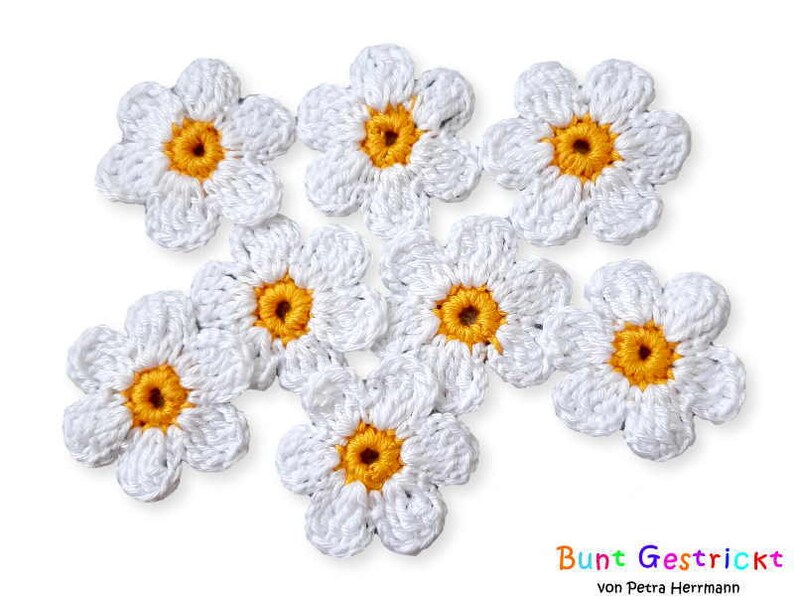 Crochet flowers 4 cm Flowers crochet applique applique patch crochet picture image 1