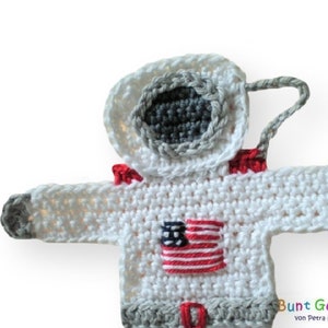 Astronaut crochet applique patch applique space travel crocheted astronaut crocheted image 1