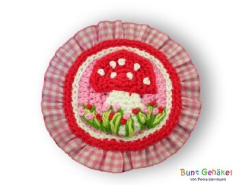 Toadstool Button, Crochet Application, Applique, Patch, Crochet Picture, Crochet Button, Mushroom