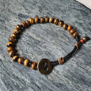 Tiger&#39;s eye bracelet 6mm smooth rounded washers in knotted suite boho jewelry and adjustable sliding cord safe alloy button