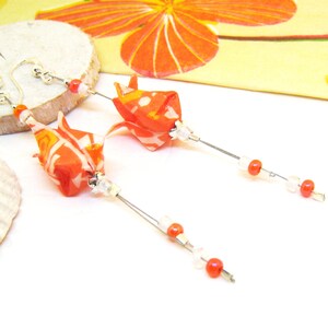 Ohrringe Origami orange gelb orangerot silber Tulpe, Papier Upcycling Papierschmuck japanische Faltkunst Japan Papierblüten Blütenschmuck