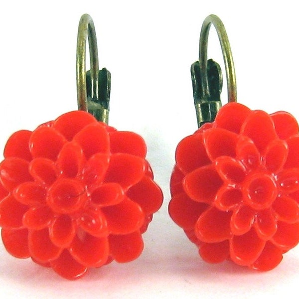 Ohrringe CHRYSANTHEME rot bronze Blüte romantisch vintage nostalgisch Blütenohrringe Blütenschmuck Dahlie knallrot