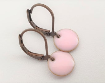 Earrings enamel in pink rosa color