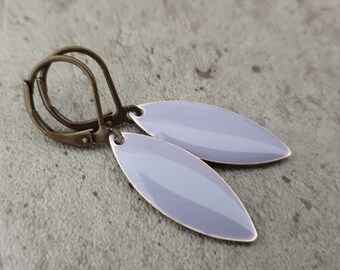 Earrings of enameled metal in lilac