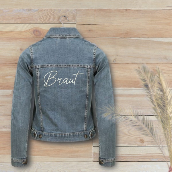 Braut Jeansjacke, bestickt, personalisierbare Jacke, Brautoutfit Boho, Fotoshooting Hochzeit, JGA, Pärchenshooting, Jacke Flitterwochen