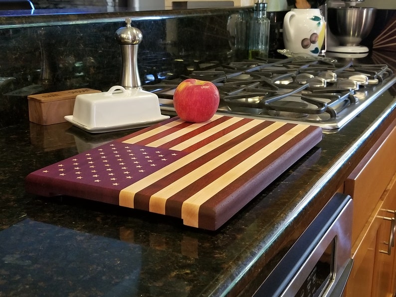 SpiderworksWoodArt Cutting Board