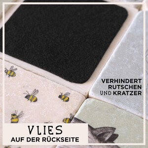 Fliesenuntersetzer | »Die Begegnung« Bär & Hummel | Design Untersetzer | Natursteinfliese image 3