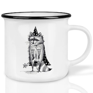 Keramik Tasse (Retro Design) | »Zaubär« | Waschbär Zauberer | handveredelt in Deutschland | Cup, Kaffeetasse, Becher | spülmaschinenfest