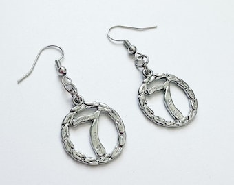 Pendientes con el número 7 de la suerte / Amuleto de plata, símbolo de buena fortuna