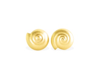 earrings: studs nautilus shell - 18k gold