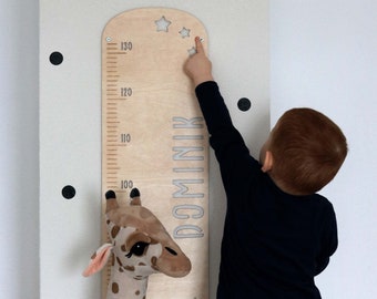 Messlatte personalisiert mit Namen | Kindermesslatte aus Holz fürs Kinderzimmer, Wand Deko