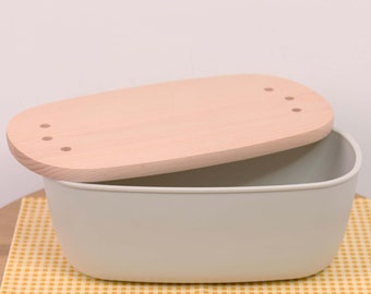 LAUBLUST Brotkasten mit Holzdeckel - Beige | 27 x 21 x 14 cm - Geräumiger Brotbox für Brot und Gebäck | Deckel aus Holz