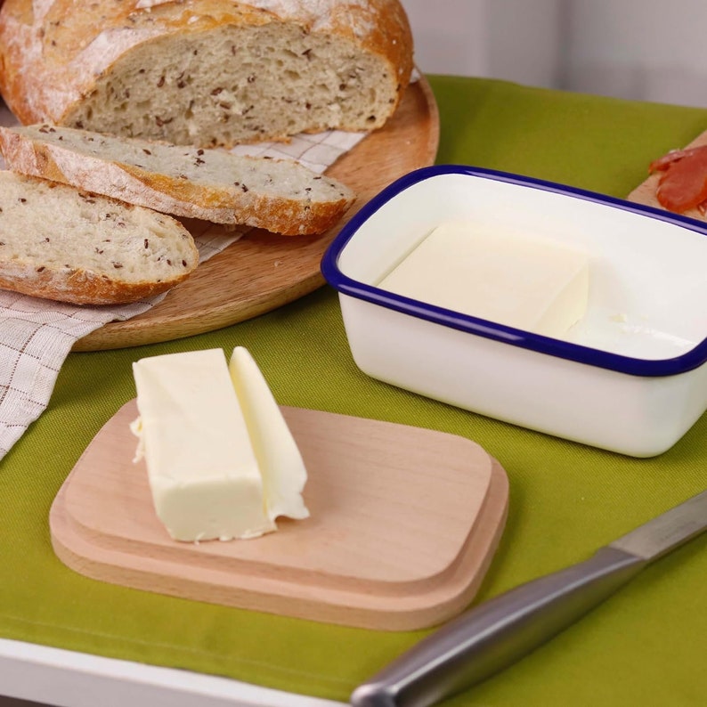 LAUBLUST Butterdose mit Holzdeckel Weiß 15 x 10 x 6 cm Butterglocke für Butter Edler & Nachhaltiger Korpus aus Metall Bild 7