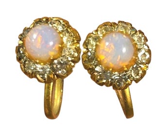 Vintage Pink Fire Opal And Rhinestone Screwback Earrings Gold tone