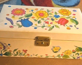 Vintage Musical Hand Painted Small Jewelry Box With Ballerina 1960s VG Condition
