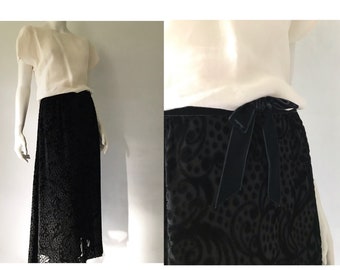 Pretty vintage 1960s devoré velvet skirt/ Vintage long chiffon skirt/ Vintage evening skirt with velvet bow/ Vintage A line maxi skirt