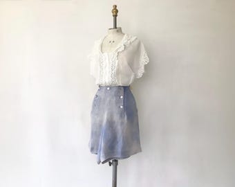 Camicetta vintage anni '50 bianca trasparente con bordo in pizzo, camicetta con volant in pizzo, maniche corte, abbottonatura frontale, graziosa camicetta vintage