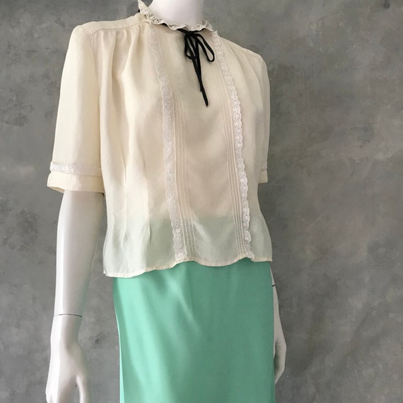 1930s silk blouse/ 1930s lace trimmed blouse/vint… - image 9
