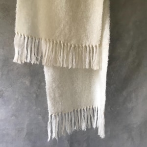 Vintage fringed mohair scarf/white mohair scarf/tasselled mohair scarf/fluffy mohair scarf/ big mohair scarf/large fluffy scarf