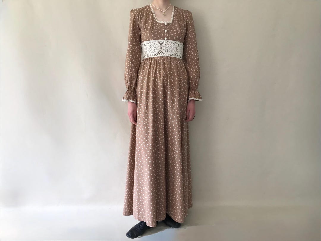 Sprigged Vintage 1970s Sprigged Cotton Gown/pretty Lace Trim Gown/1970s Printed ...