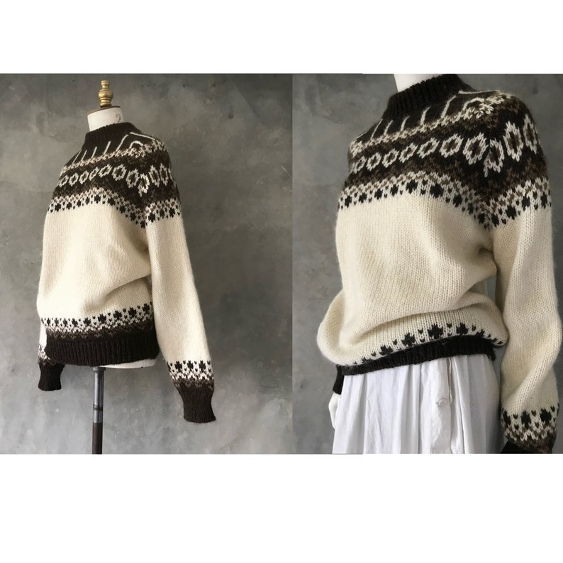 Vintage Icelandic knit wool sweater/vintage folk knit sweater/cream wool pattern knit/heritage knit jumper/1970s chunky knit image 9