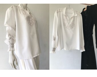 Vintage peasant blouse/ vintage embroidered folk blouse/ hand embroidered vintage smock top