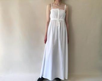 Vintage LAURA ASHLEY dress/1970s Laura Ashley sundress/1970s maxi dress/Edwardian style long white dress/Vintage summer dress