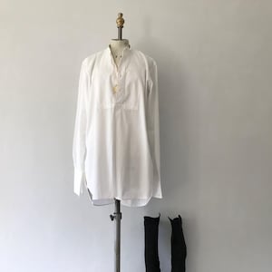 Vintage collarless white shirt/Classic white cotton shirt/Vintage Grandad shirt/1950s collarless shirt/Pullover shirt/Vintage menswear shirt