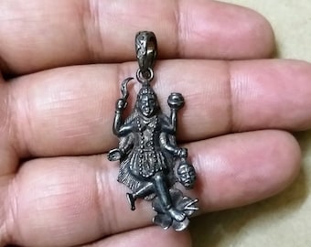Kali Anhänger, Sterling Silber Anhänger, hinduistische Göttin, Chamunda, Kaali, Schutzamulett, Devine feminine, Durga, Shakti Göttin, Devine