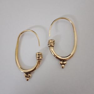 Pendientes étnicos, pendientes de latón pulido, pendientes tribales, pendientes de regalo, pendientes llamativos,
