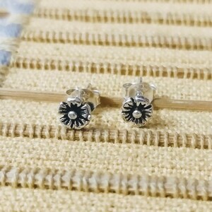Sterling Silver Stud Earrings, Tiny Silver Stud Earrings, Silver Flower Stud Earrings, Stud Earrings For Women, Cartilage Earrings, Helix