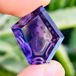 Natürlicher Amethyst, Edelstein, Amethyst Fantasieschliff,Edelsteinschnitzerei,Fancy cut Carving,lose Edelsteine,Schmuckherstellung,Stein,