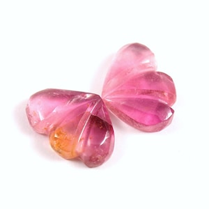 Natural  Tourmaline butterfly,hand carved, Tourmaline gemstone size 10x7 ct 3.00