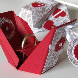 Present box tadaa the extravagant way to congratulate or present a piece of jewelry "Mein Schatz", rot