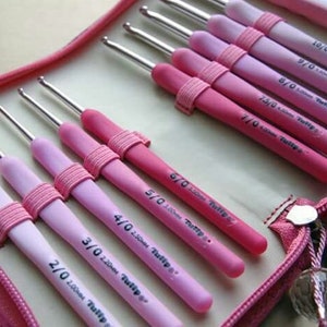 Japan Tulip Etimo Rose Crochet Hook Set (Normal Size or Lace Mix Size)