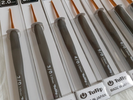 Etimo Grey Crochet Hooks