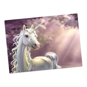 Tischset I Platzset abwaschbar - weißes Einhorn vor lila Hintergrund - Premium Vinyl - 44 x 32 cm - rutschfest für Kinder - Made in Germany