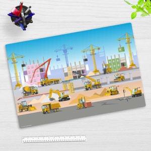 Schreibtischunterlage abwaschbar - Baustelle mit Fahrzeugen, Bagger & Kran - premium Vinyl - Hergestellt in Deutschland - 60x40 u. 70x50 cm