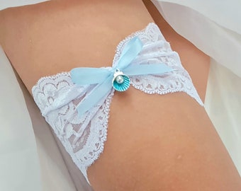 Handmade garter lace chellsy with shell beach wedding