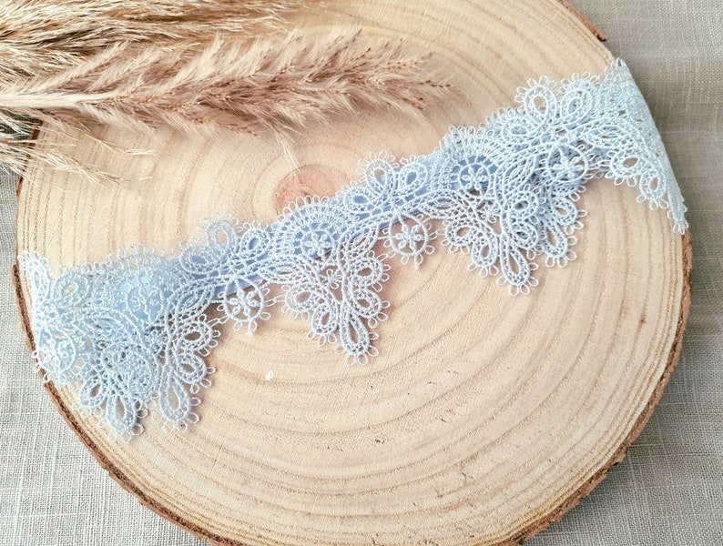 Garter lace romantic light blue image 1