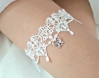 Garter lace hearts