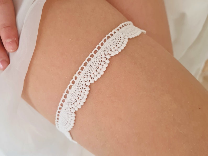 Bridal garter Emma, bridal jewelry, gift for bride image 2