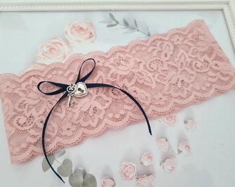 Garter old pink lace