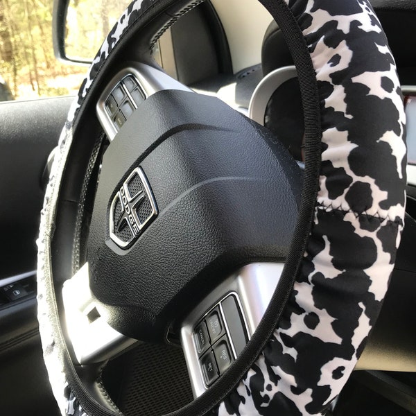 Small Pattern Cow Steering Wheel Cover