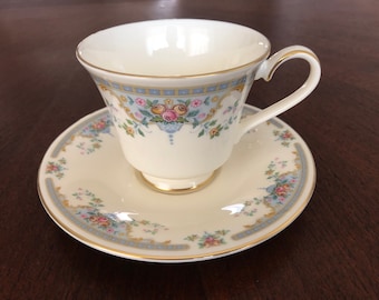 Royal Doulton the Romance Collection Fine Bone China Juliet Royal Doulton the Romance Collection Fine Bone China Juliet