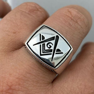 Men&#39;s Solid Oxidized 925 Sterling Silver Free Mason Masonic Ring Sizes 7 to 13