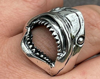 Real Solid Oxidized 925 Sterling Silver Men's Great White Shark JAWS Ring Size 7 8 9 10 11 12 13
