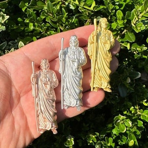 Colgante de San Judas Tadeo 3D de 6,35 cm (2,5&quot;) en plata de ley maciza 925, acabado en oro de 14 quilates o vermeil de oro rosa, acabado mate arenado.