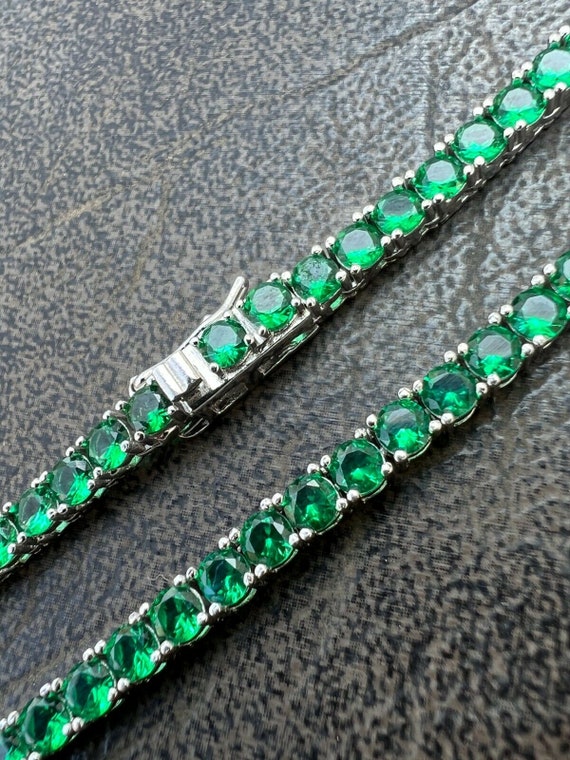 14k Gold & Green Emerald Tennis Necklace – Sabrina Design