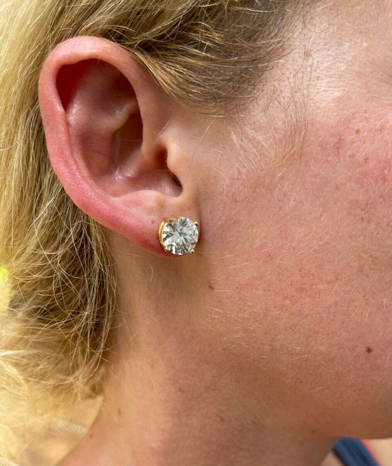 4ct TW Moissanite Screw Back Solitaire Stud Earrings - GRA